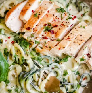 closer view of creamy chicken alfredo recipe