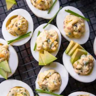 This ain’t your mama’s deviled egg recipe, this is the spicy, creamy, crunchy jalapeno deviled eggs recipe OF YOUR DREAMS! Check out this caliente take on a classic app!