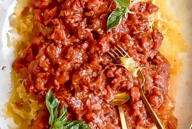top view of best keto spaghetti sauce