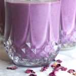 Low carb breakfast smoothie in a glass