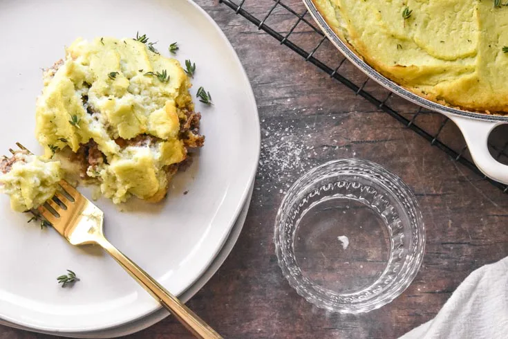 A plate of low carb shepherd's pie with a fork