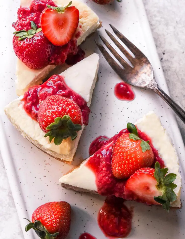 low carb desserts like this low carb cheesecake