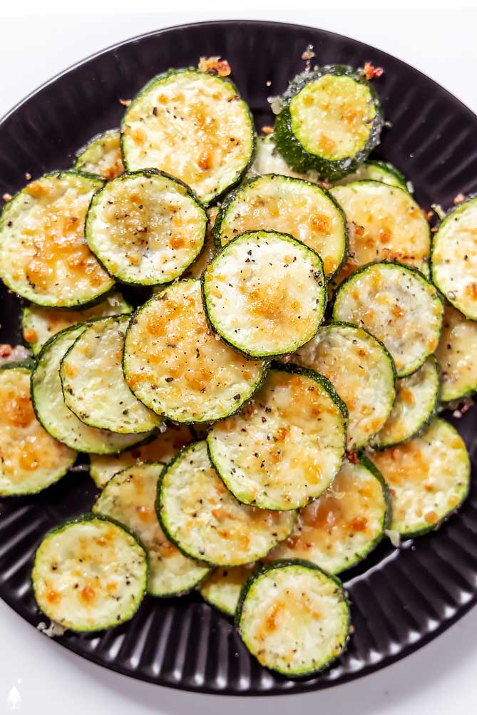 closer view of roasted zucchini slices