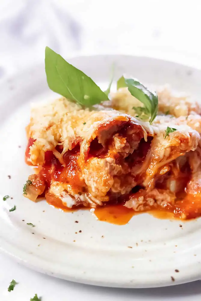 closer view of cauliflower lasagna keto