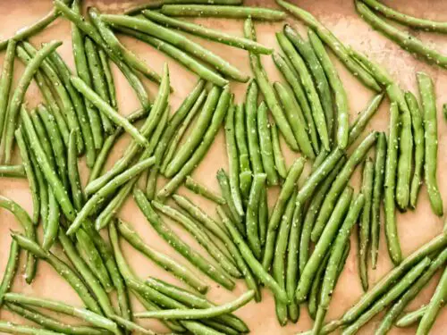 top view of baked green beans