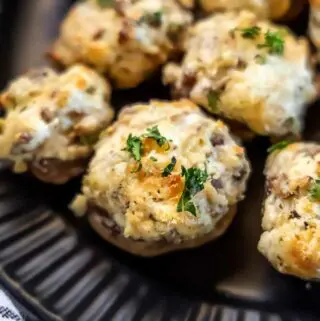 top view of easy stuffed mushrooms