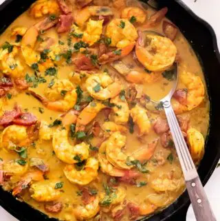 easy shrimp curry in a large pan
