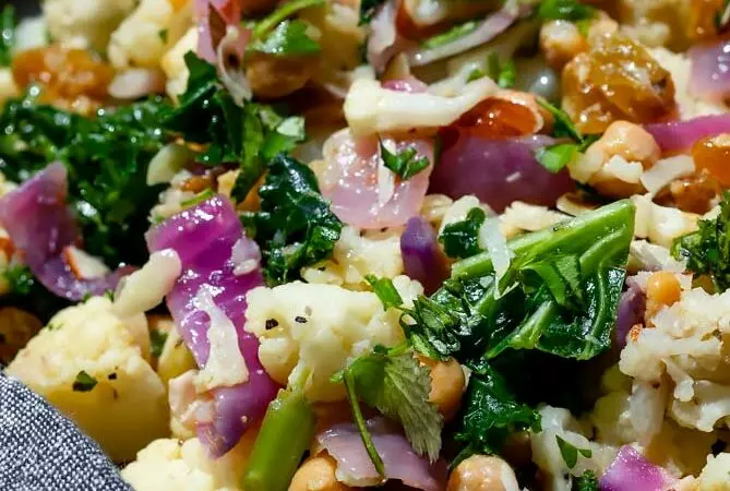 cold cauliflower salad recipe with chickpeas and kale