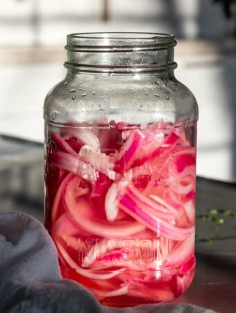 quick pickled onions recipe in a jar